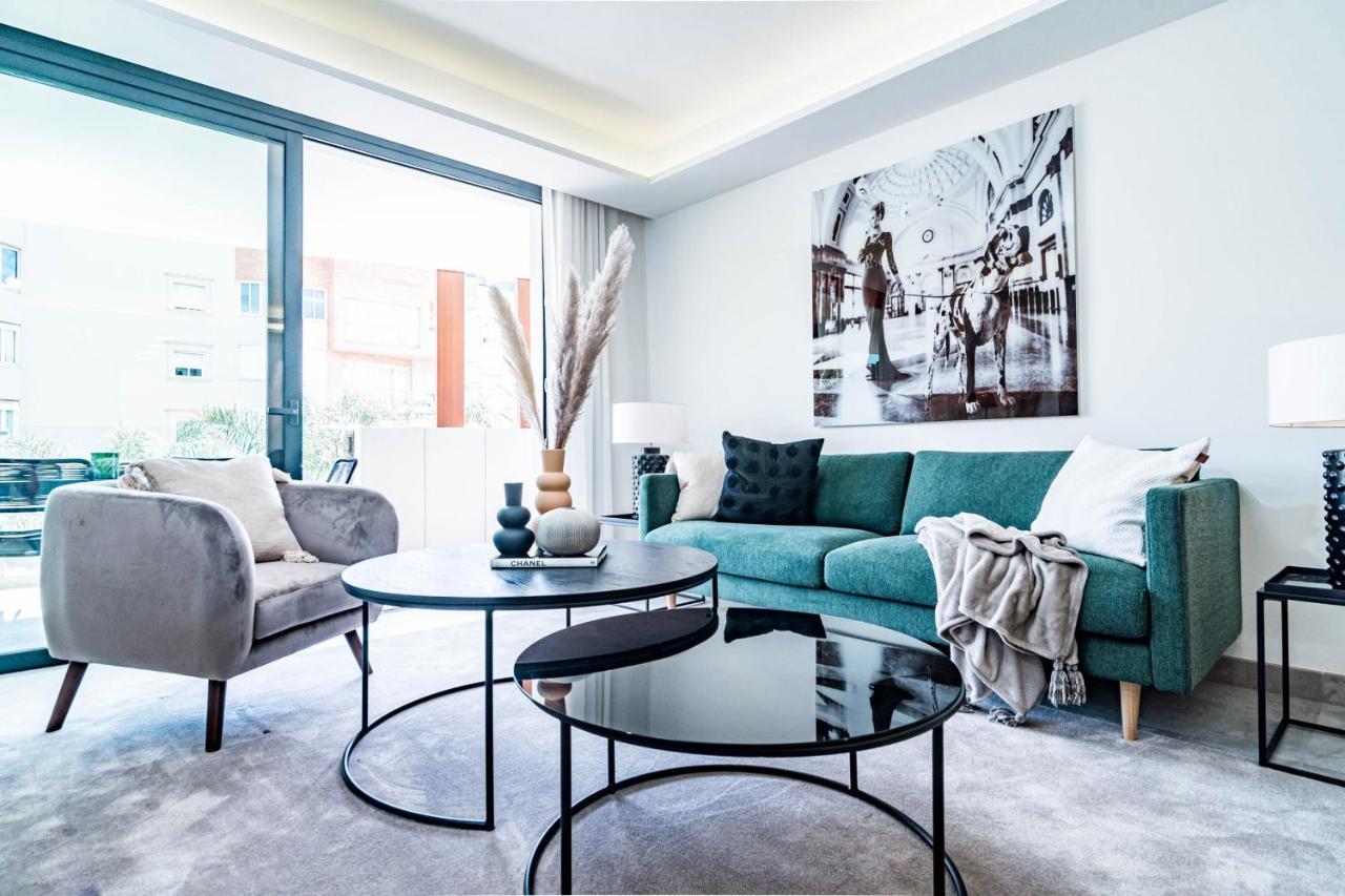 Inf32L- Modern City Apartment, Families Only Эстепона Экстерьер фото