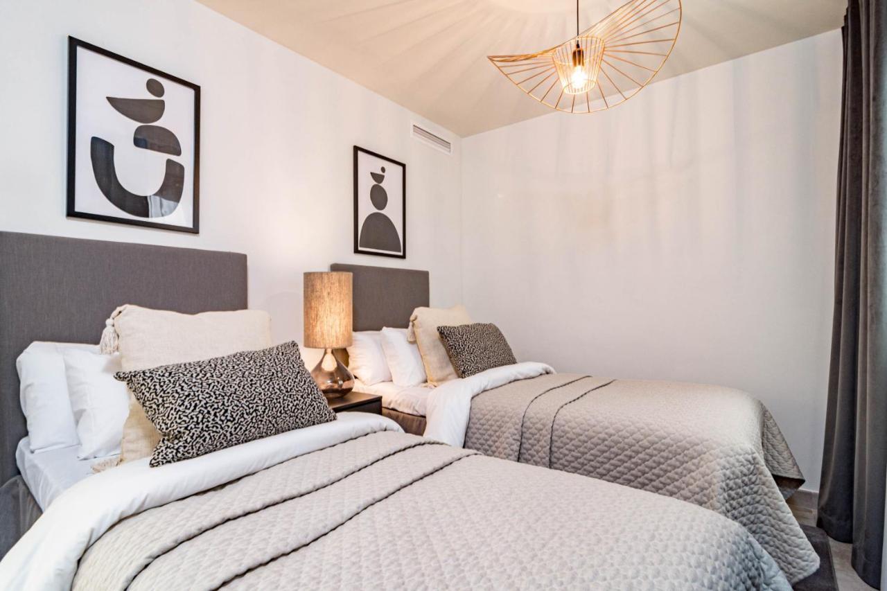 Inf32L- Modern City Apartment, Families Only Эстепона Экстерьер фото