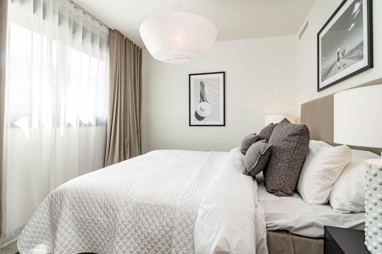 Inf32L- Modern City Apartment, Families Only Эстепона Экстерьер фото